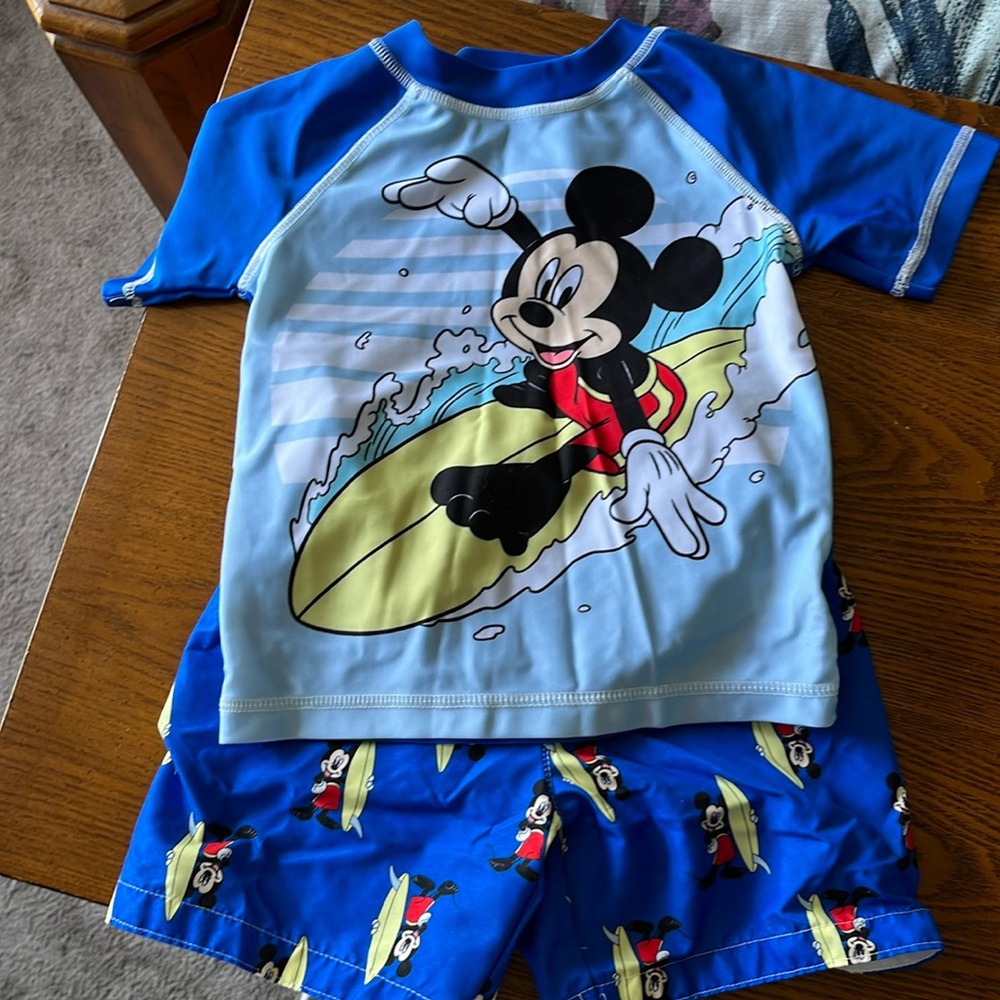 Brand New- Toddler Boys Mickey Mouse Swim Set.